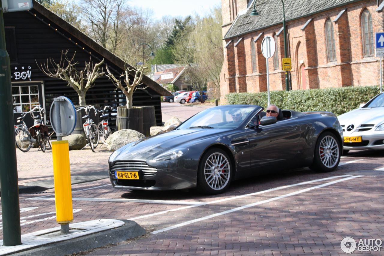 Aston Martin V8 Vantage Roadster