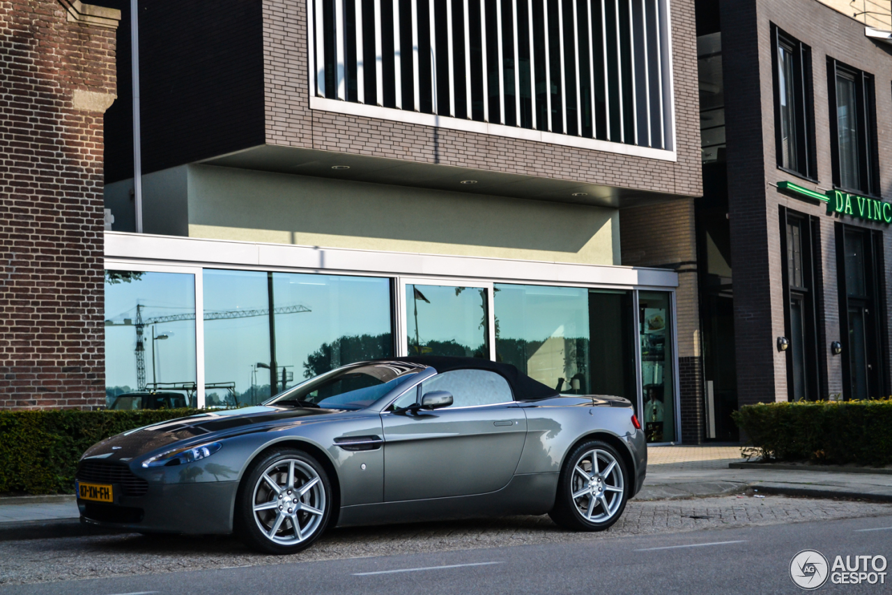 Aston Martin V8 Vantage Roadster