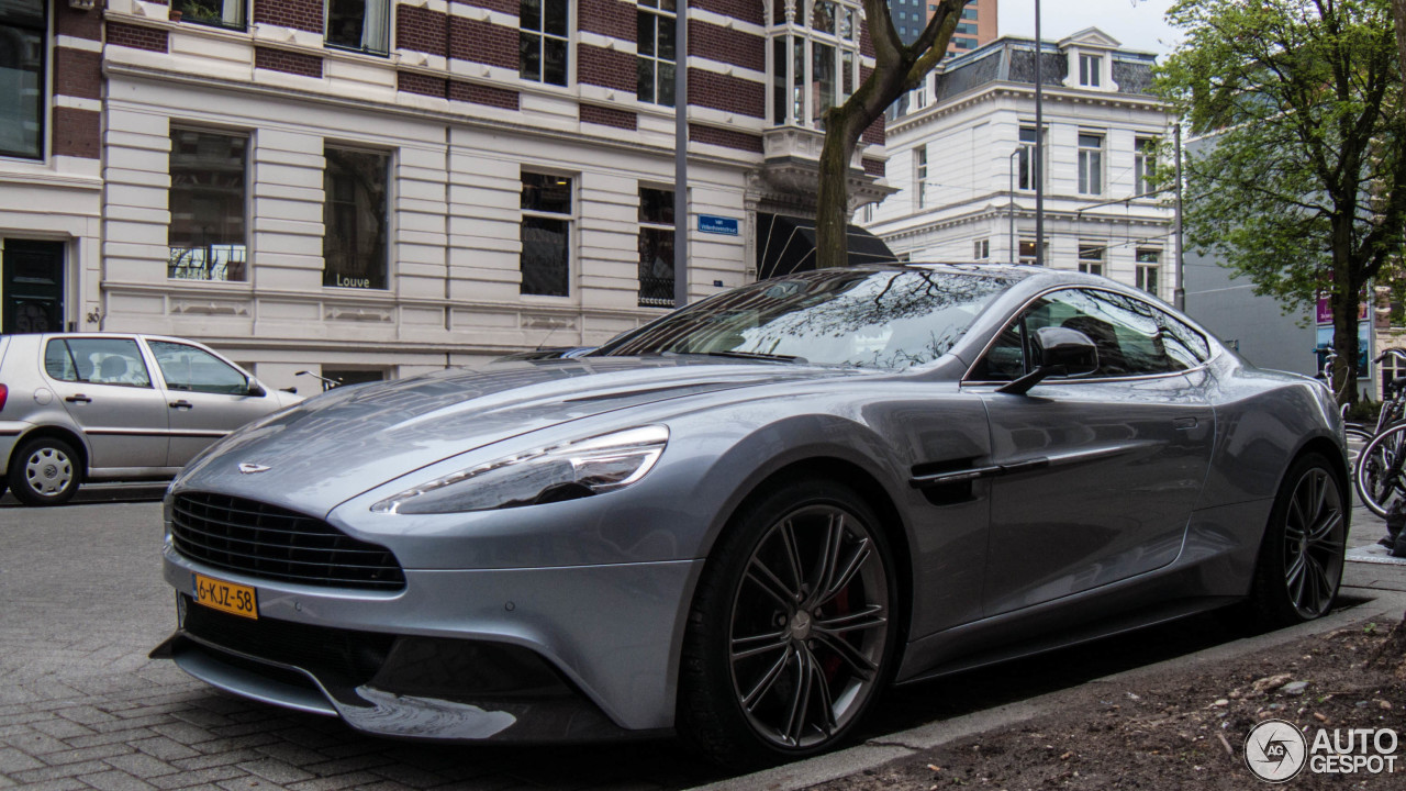 Aston Martin Vanquish 2013