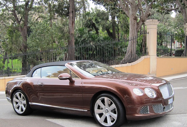 Bentley Continental GTC 2012