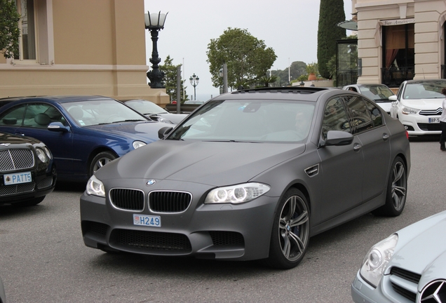 BMW M5 F10 2011