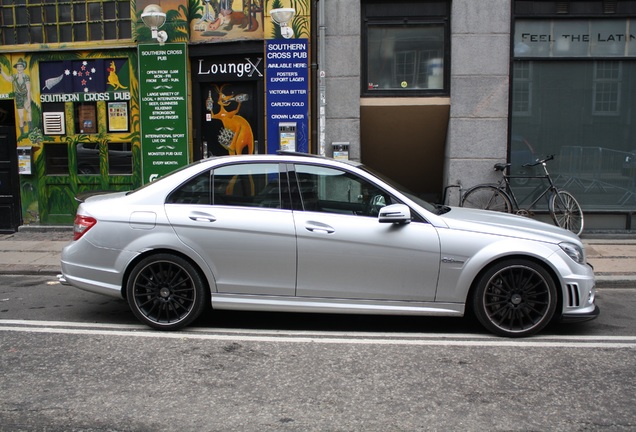 Mercedes-Benz Kleemann C 63 AMG