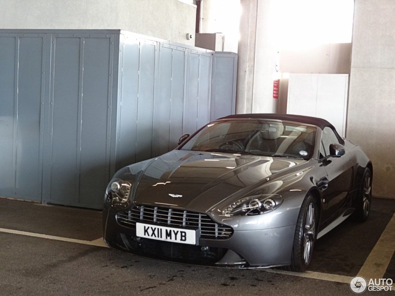 Aston Martin V8 Vantage S Roadster