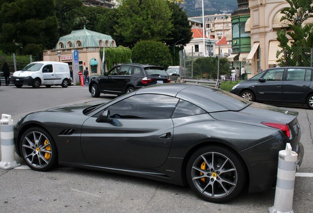 Ferrari California