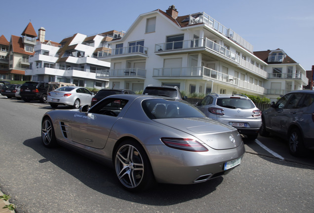 Mercedes-Benz SLS AMG