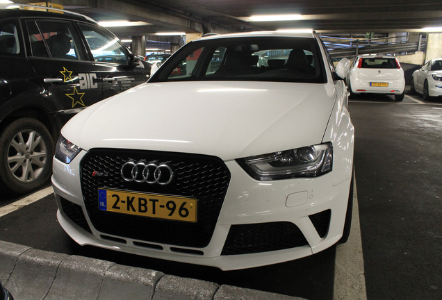 Audi RS4 Avant B8