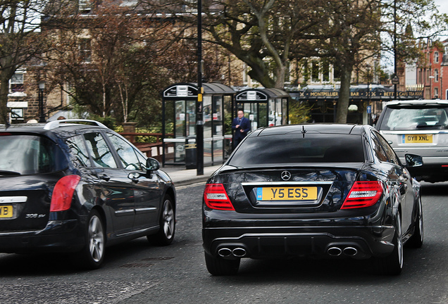 Mercedes-Benz C 63 AMG Coupé Edition 125