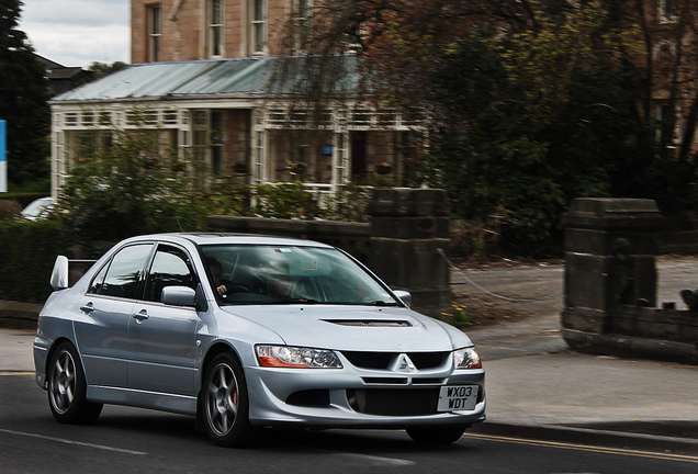 Mitsubishi Lancer Evolution VIII FQ-300