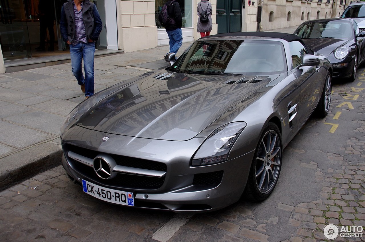 Mercedes-Benz SLS AMG Roadster