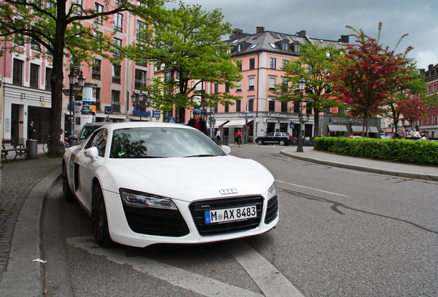 Audi R8 2013