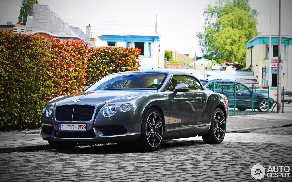 Bentley Continental GTC V8