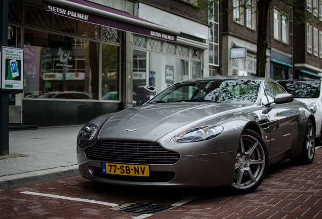 Aston Martin V8 Vantage