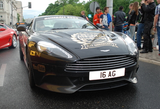 Aston Martin Vanquish 2013