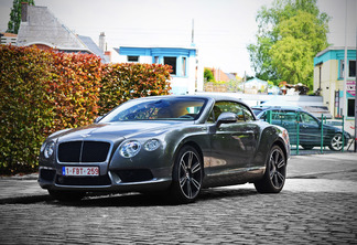 Bentley Continental GTC V8