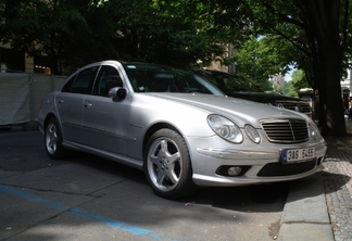 Mercedes-Benz E 55 AMG