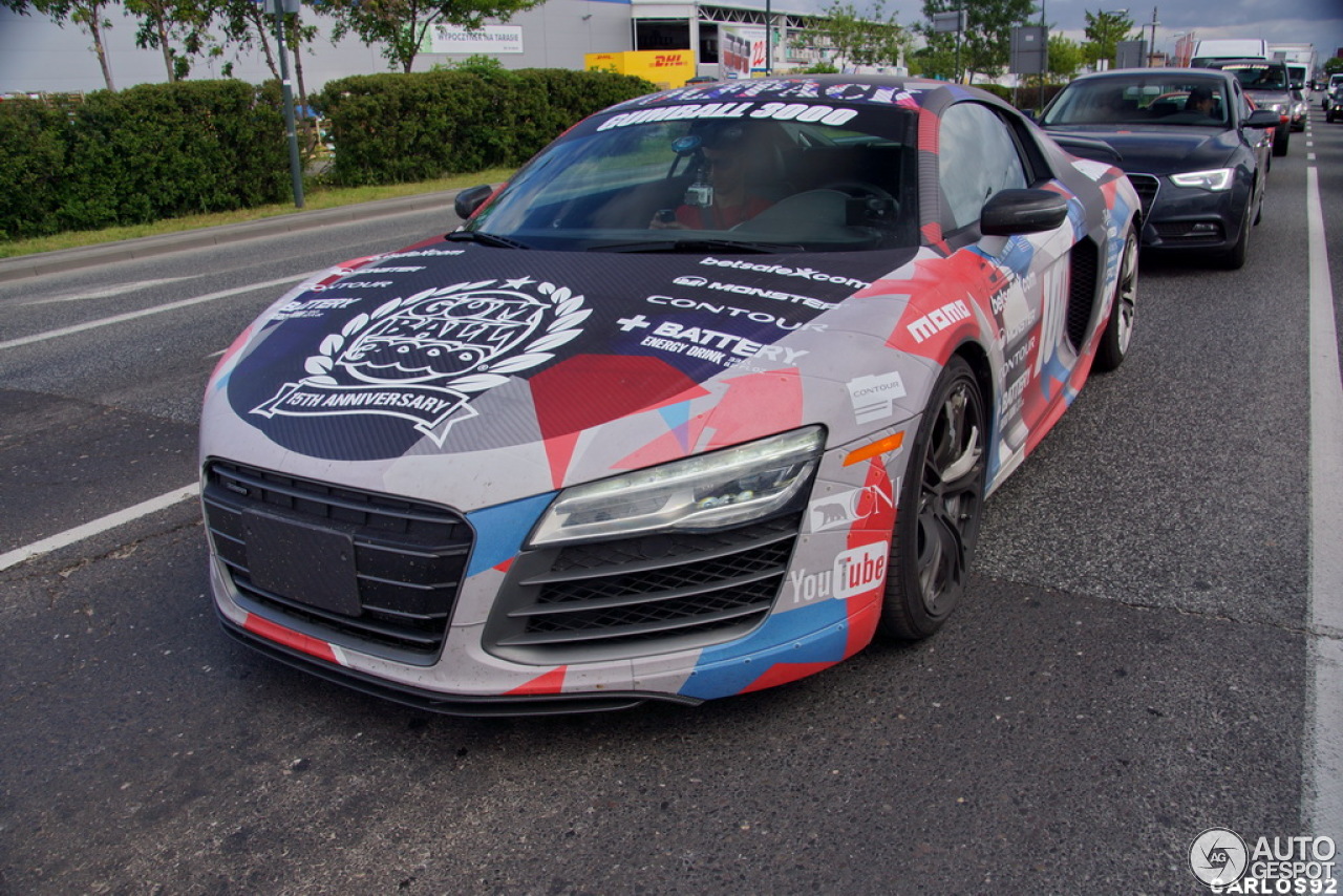 Audi R8 V10 Plus 2013