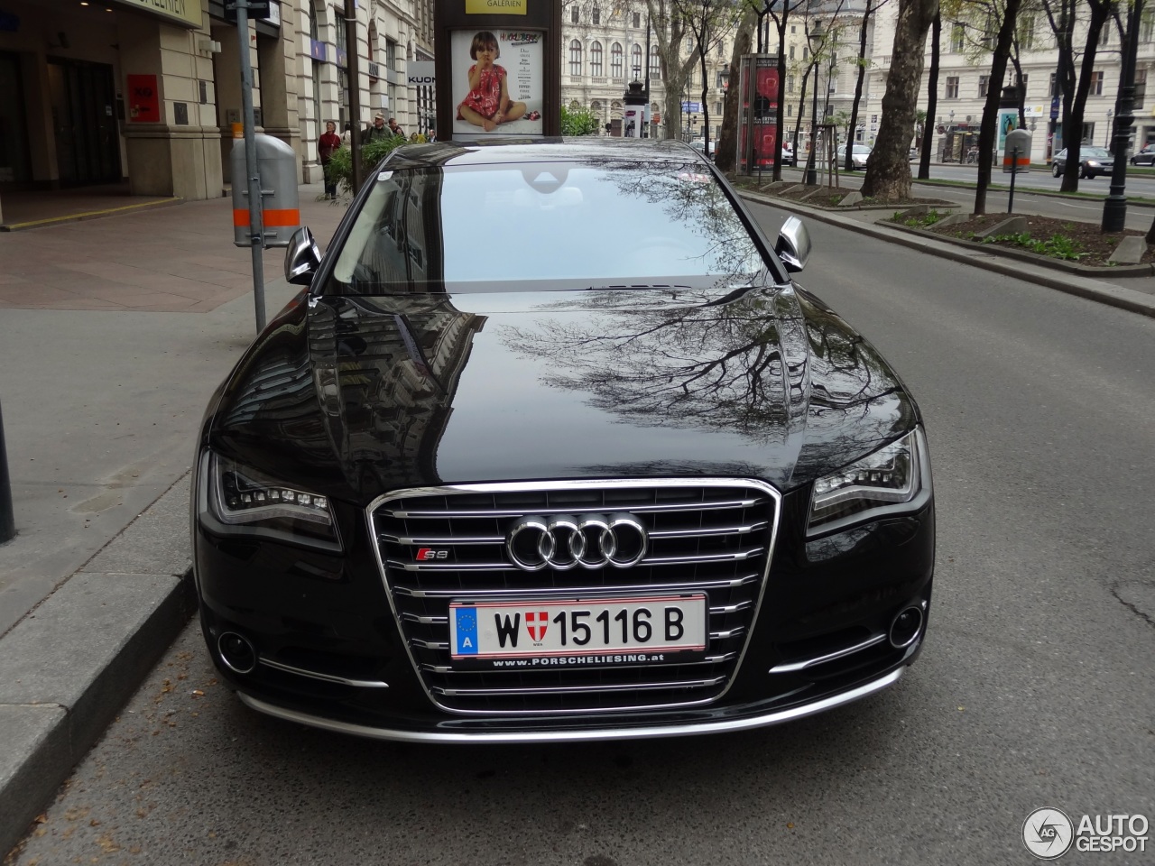 Audi S8 D4