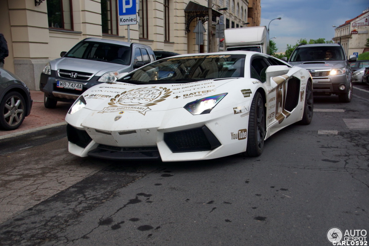 Lamborghini Aventador LP700-4