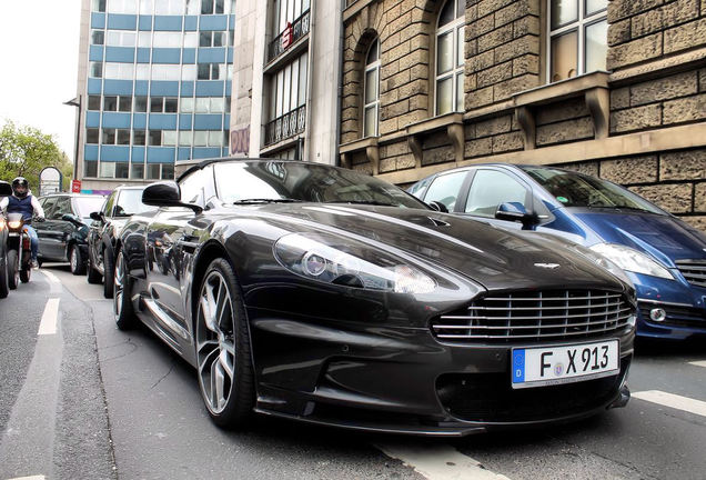 Aston Martin DBS Volante