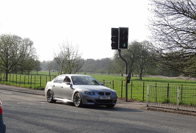 BMW M5 E60 2005