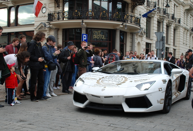 Lamborghini Aventador LP700-4