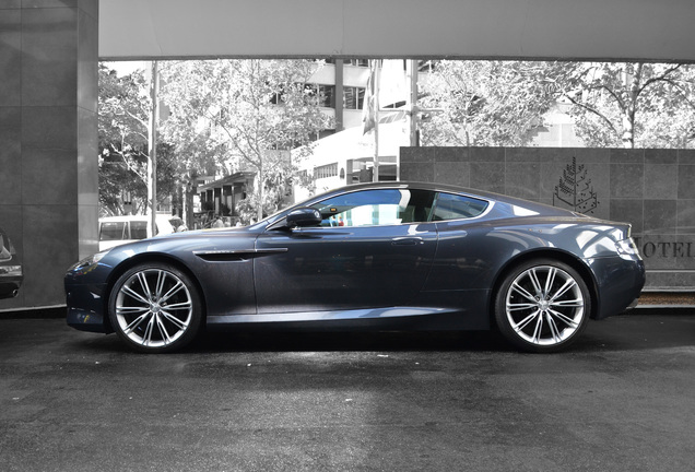 Aston Martin Virage 2011