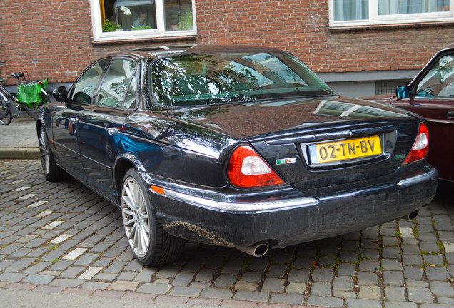 Jaguar XJR