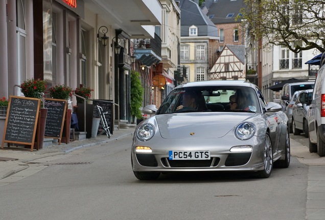 Porsche 997 Carrera 4 GTS