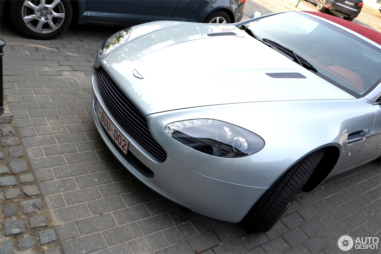 Aston Martin V8 Vantage Roadster