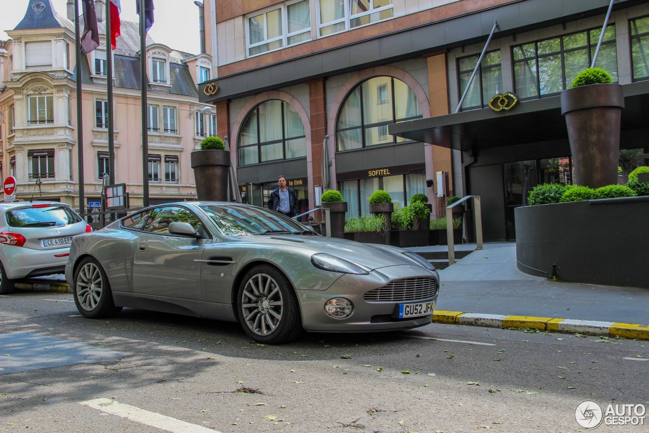 Aston Martin Vanquish