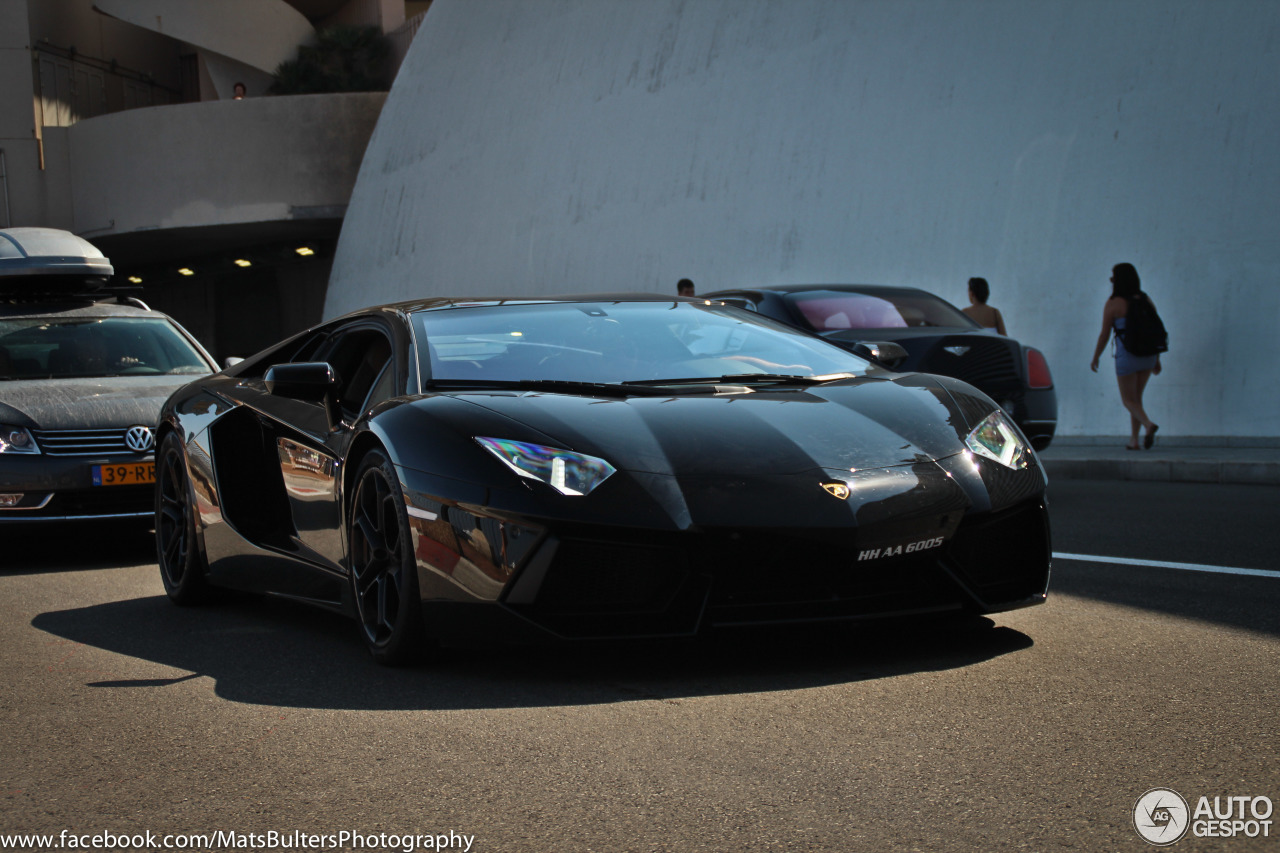 Lamborghini Aventador LP700-4