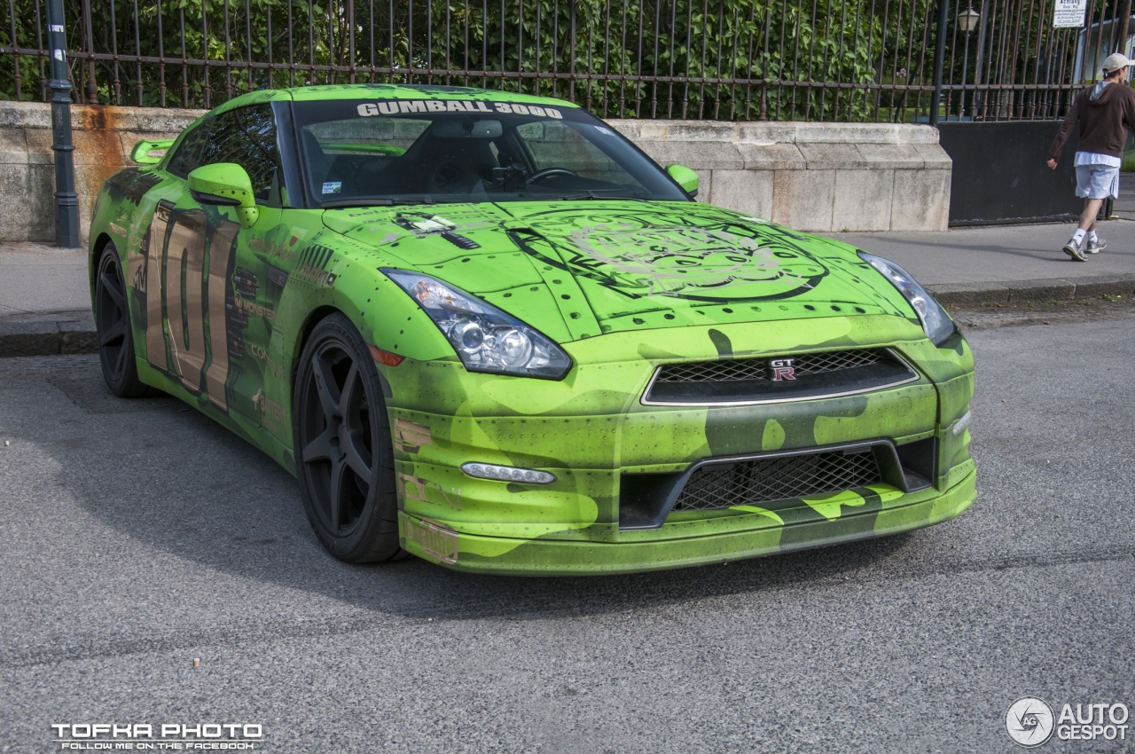 Nissan GT-R 2011