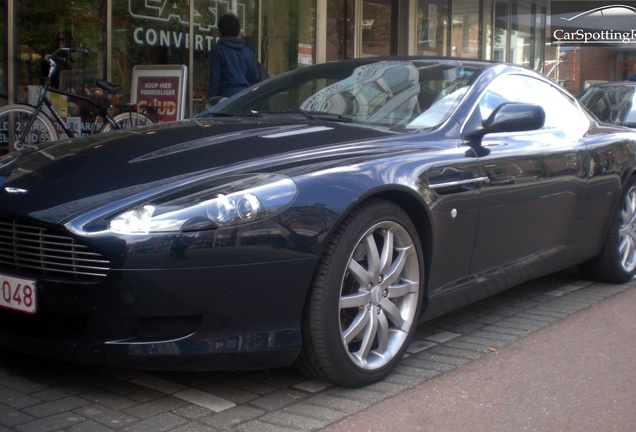 Aston Martin DB9