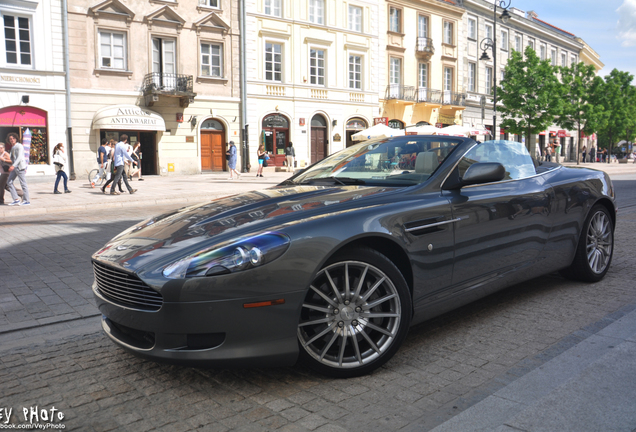 Aston Martin DB9 Volante