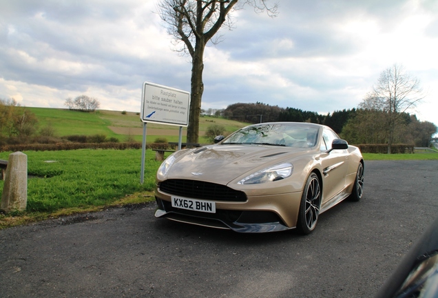 Aston Martin Vanquish 2013