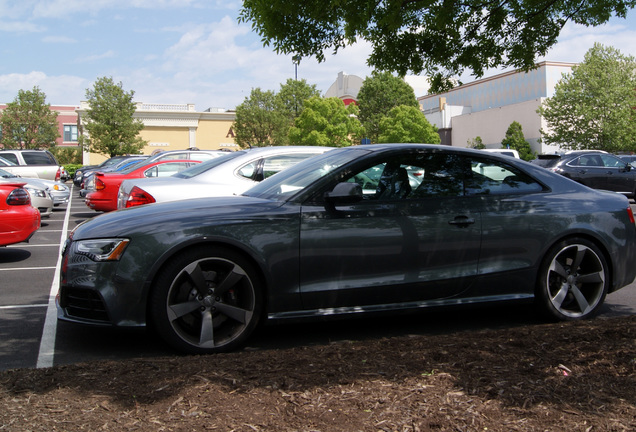 Audi RS5 B8 2012