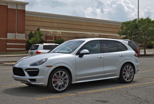 Porsche 958 Cayenne GTS