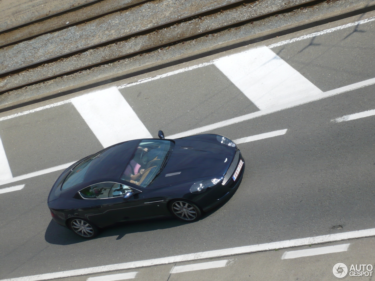 Aston Martin DB9