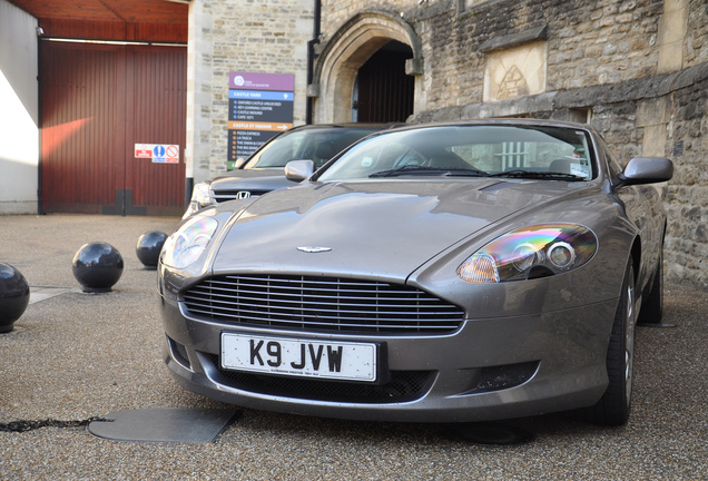 Aston Martin DB9