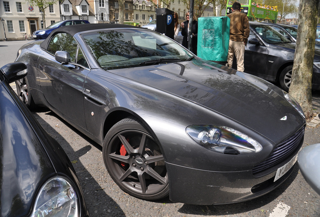 Aston Martin V8 Vantage Roadster