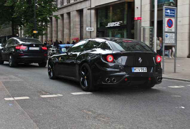 Ferrari FF