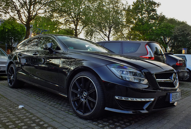 Mercedes-Benz CLS 63 AMG X218 Shooting Brake