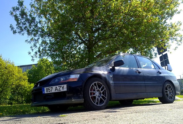 Mitsubishi Lancer Evolution IX