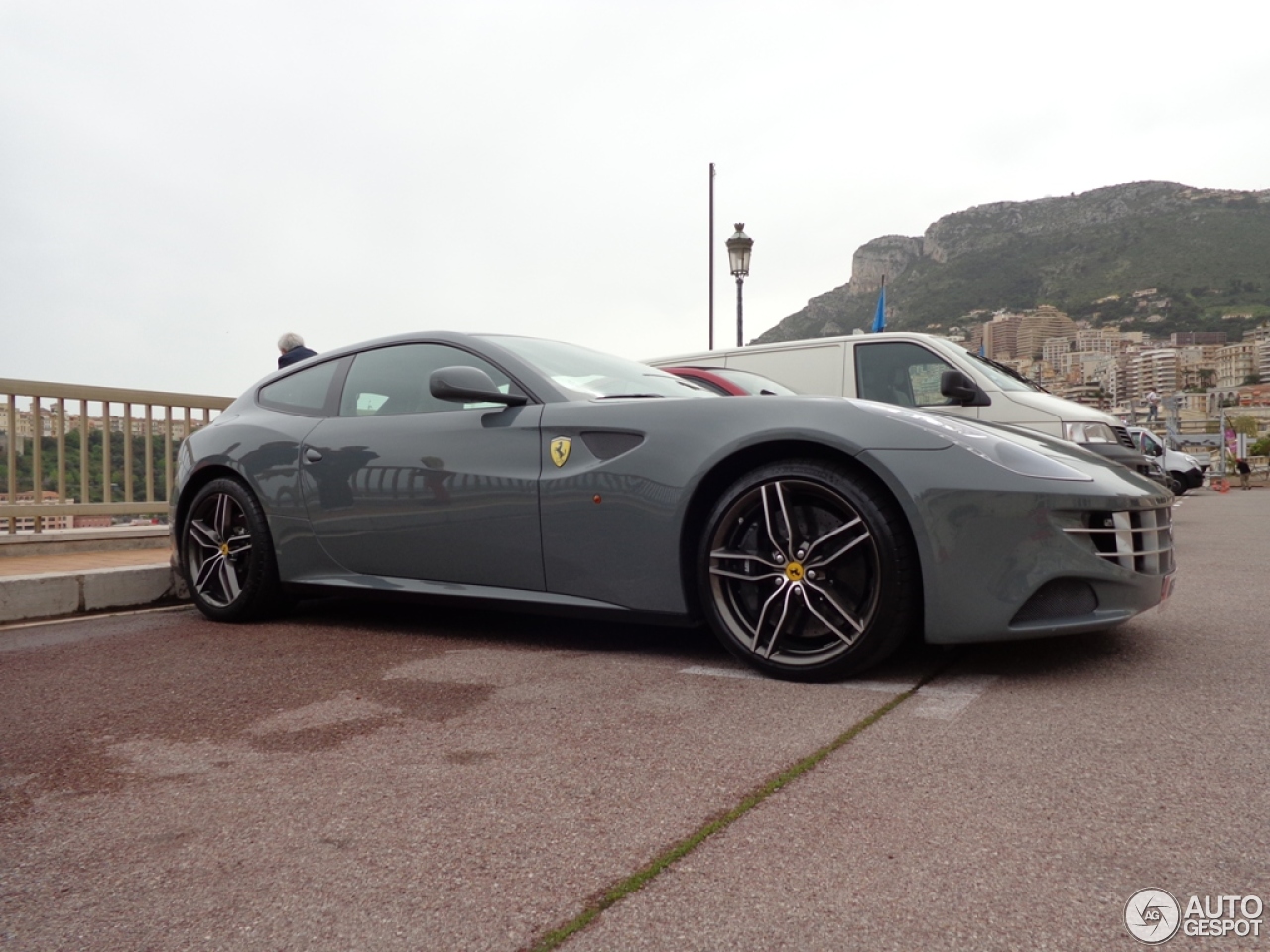 Ferrari FF