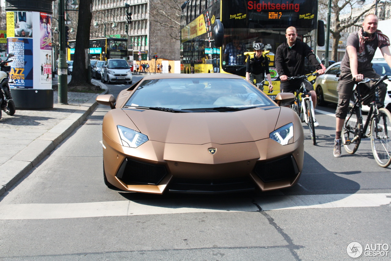 Lamborghini Aventador LP700-4