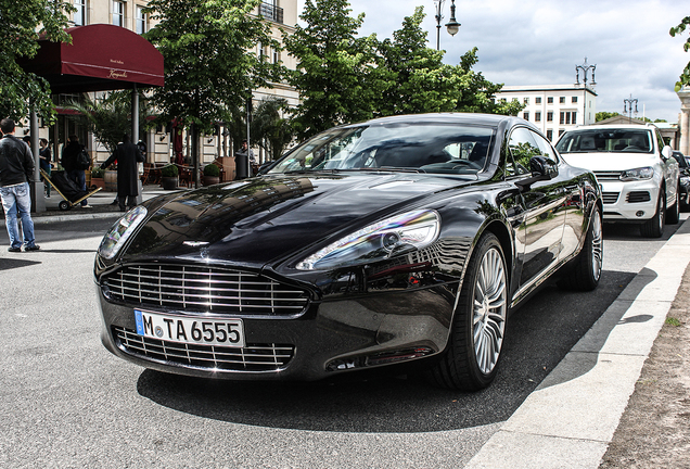 Aston Martin Rapide