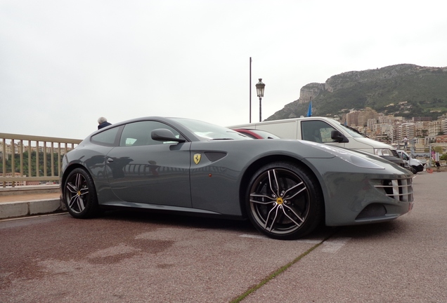 Ferrari FF