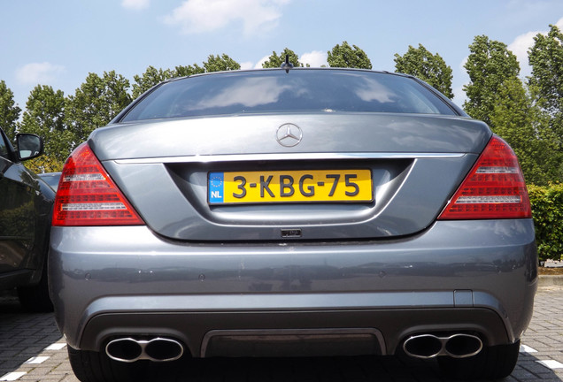 Mercedes-Benz S 65 AMG V221 2010