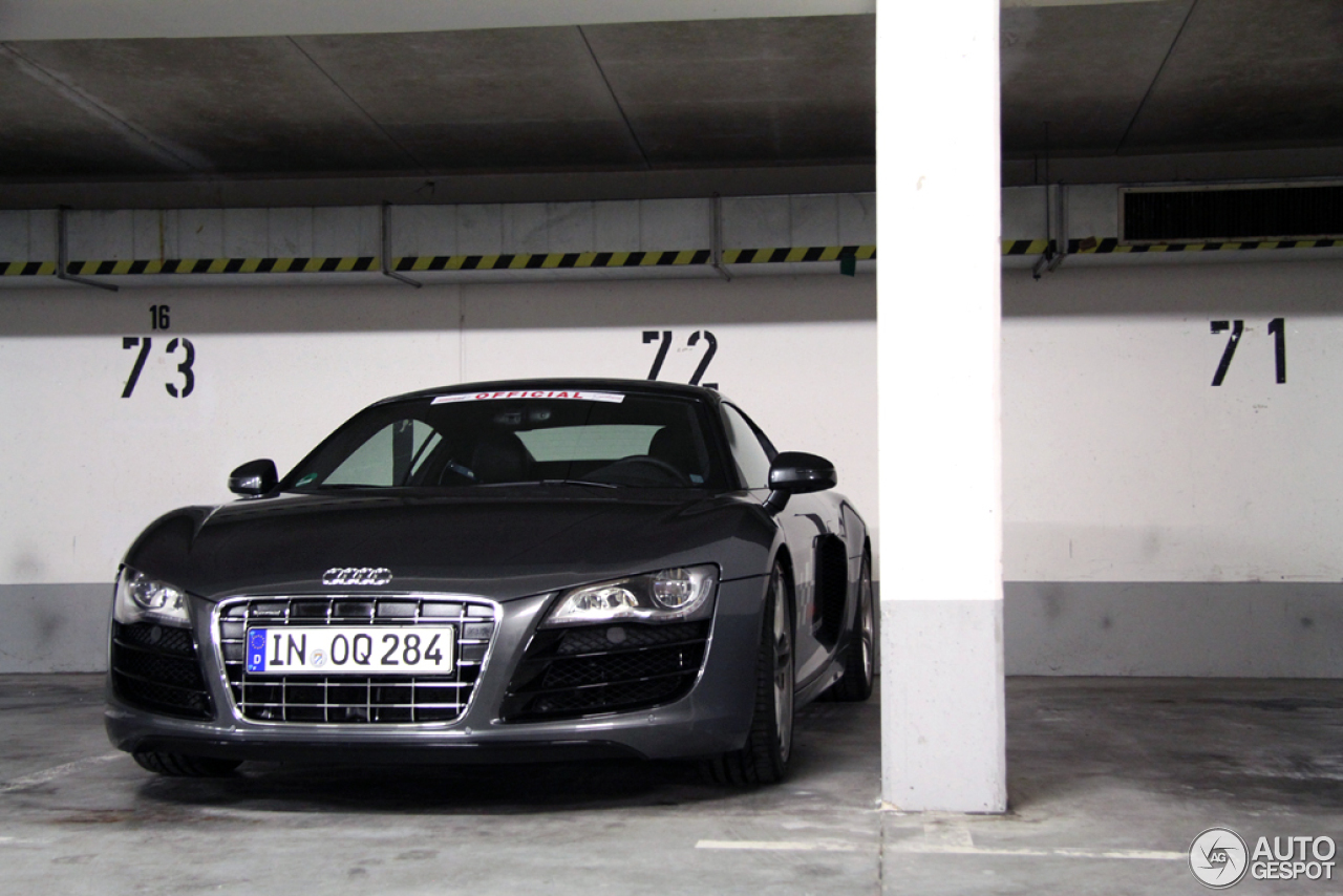 Audi R8 V10