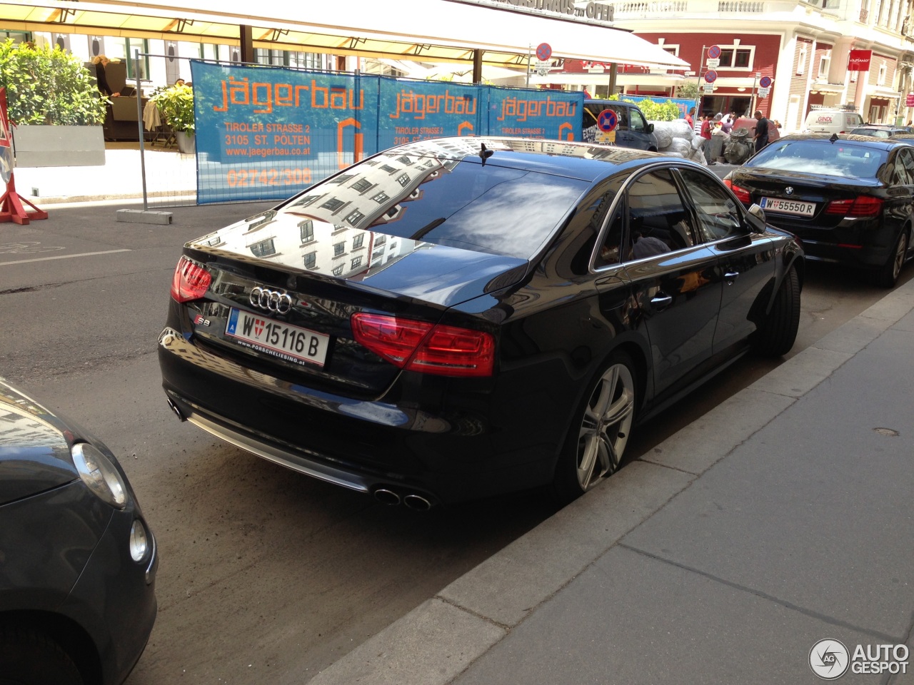 Audi S8 D4